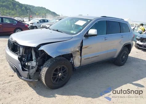 2019 Jeep Grand Cherokee Laredo E 4X4 z USA, uszkodzony, nr VIN 1C4RJFAG3KC849107